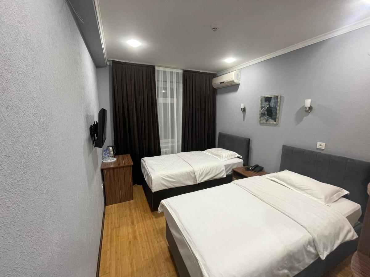 Grand Avenue Hotel ทาชเคนต์ ภายนอก รูปภาพ